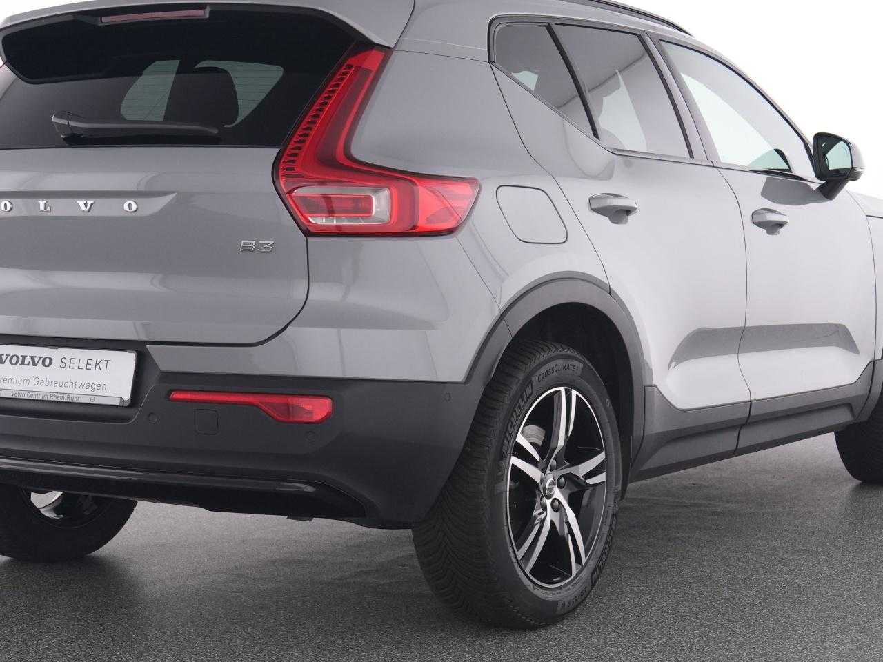 Volvo  XC 40