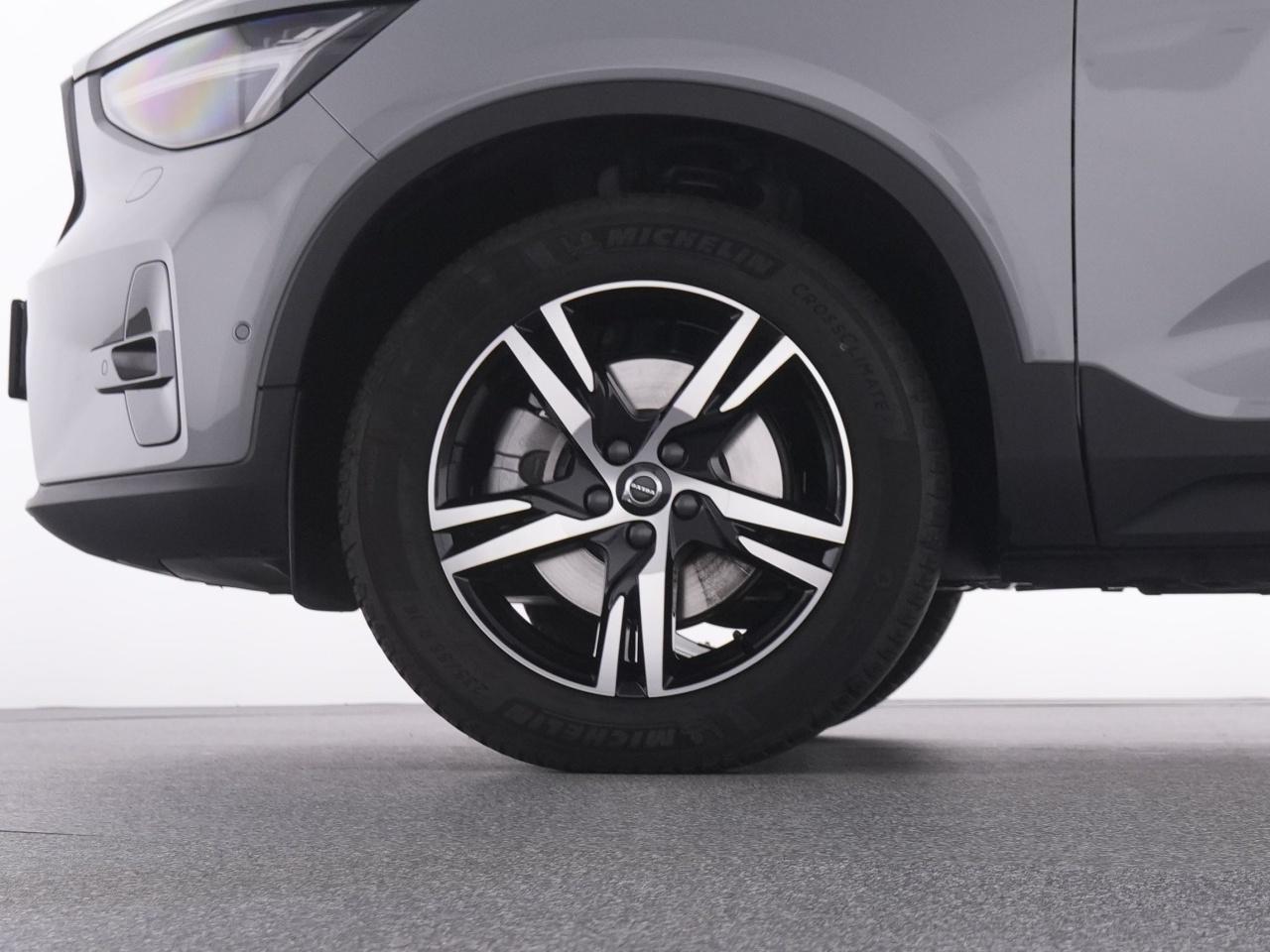 Volvo  XC 40