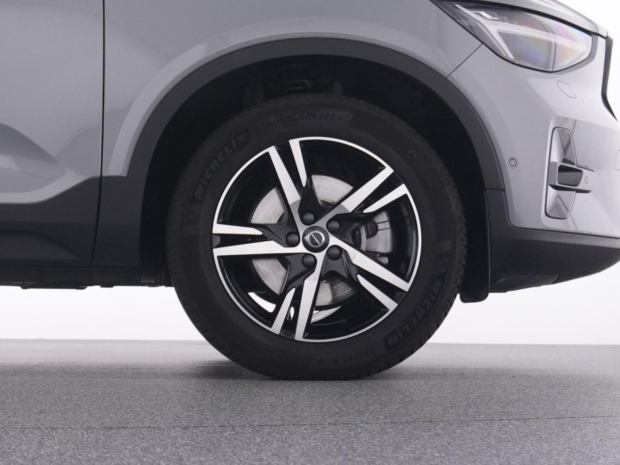 Volvo  XC 40