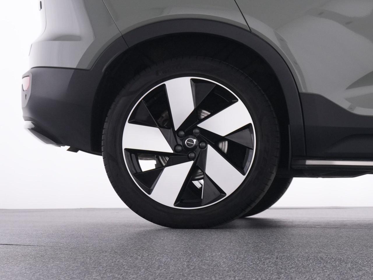 Volvo  XC 40