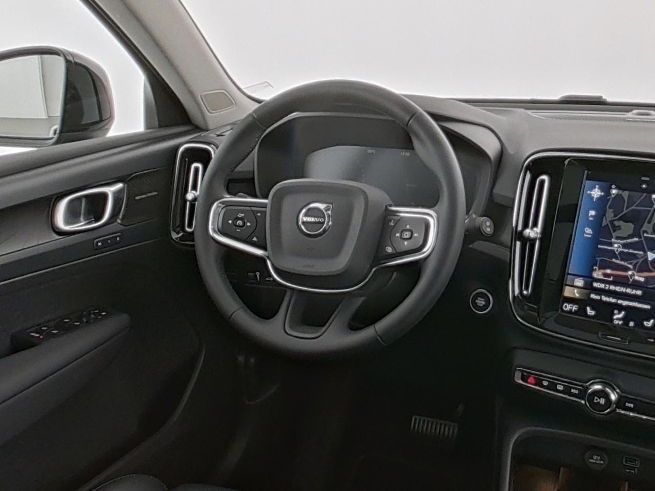 Volvo  XC 40