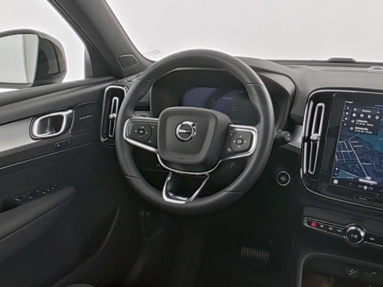 Volvo  XC 40