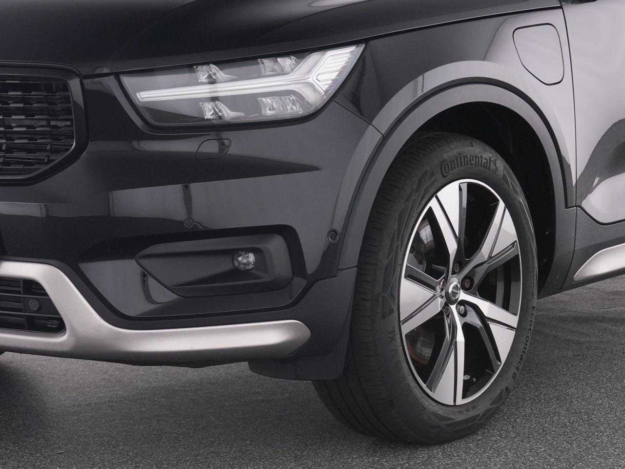 Volvo  XC 40