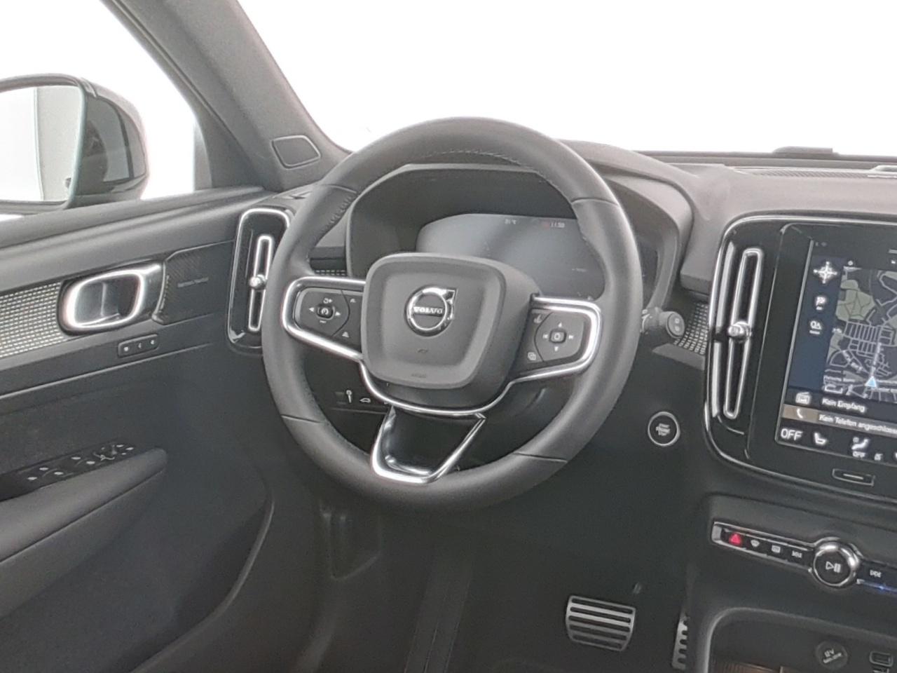 Volvo  XC 40