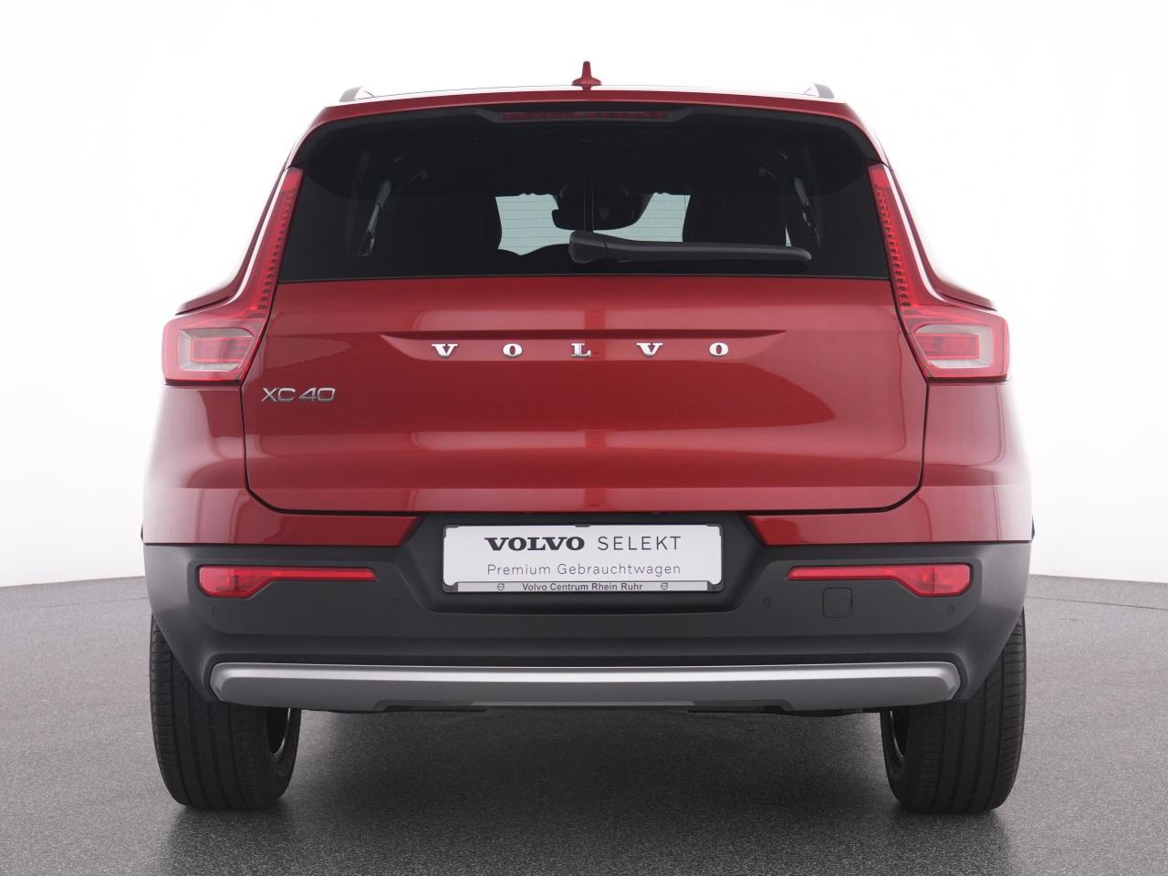 Volvo  XC 40