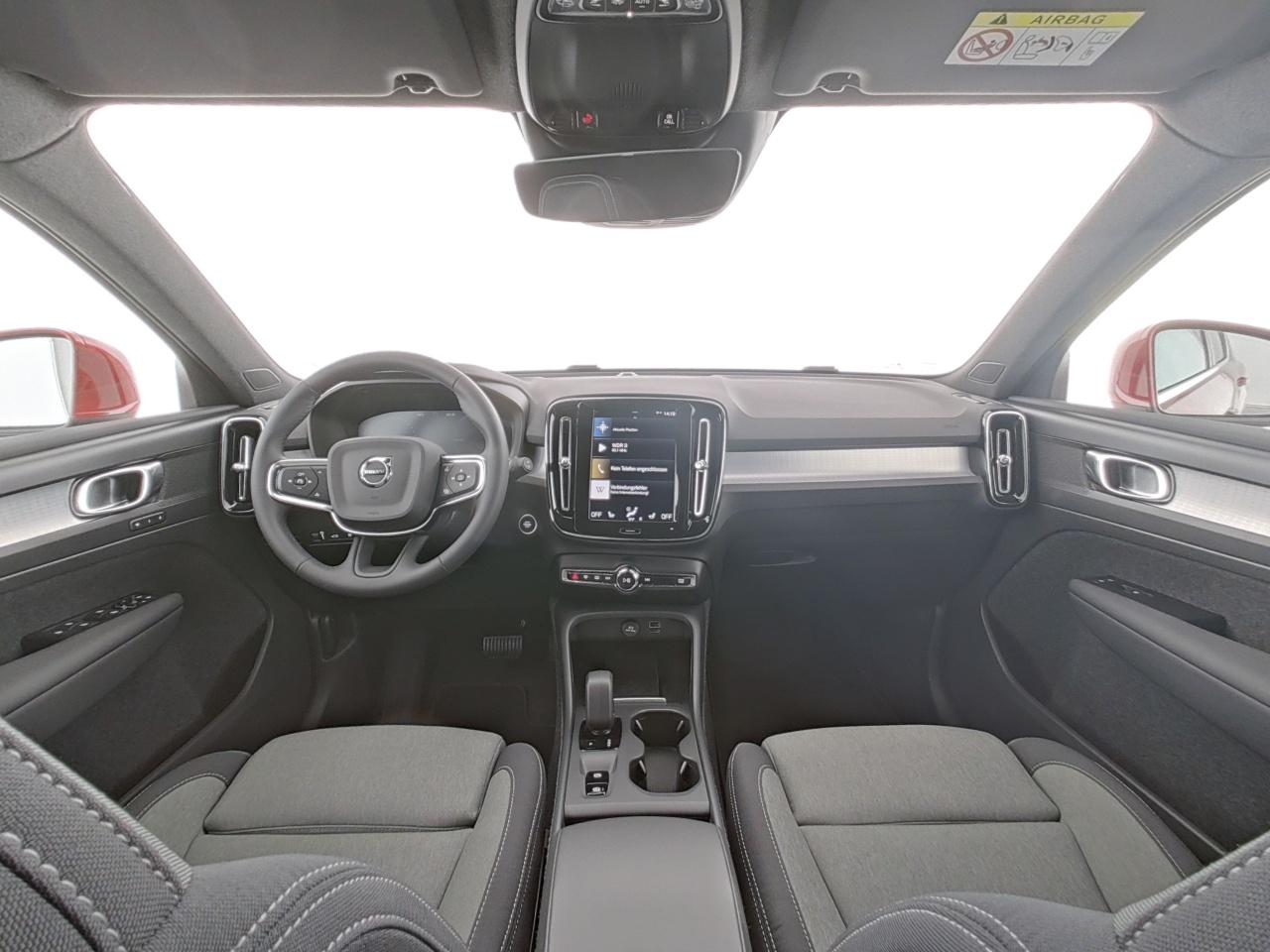 Volvo  XC 40