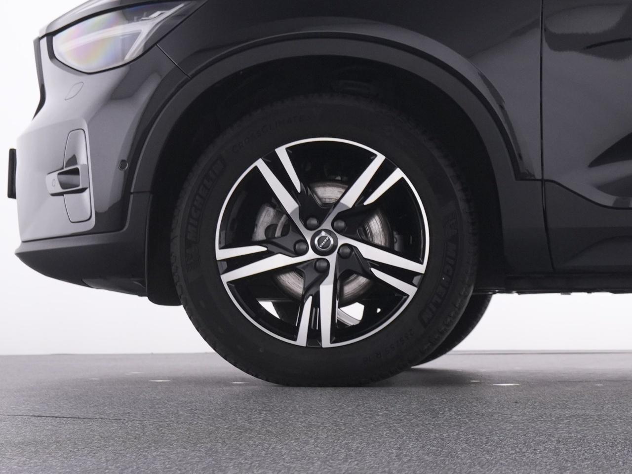Volvo  XC 40