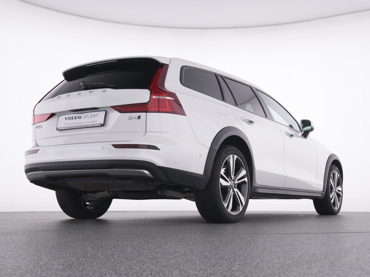 Volvo  CC