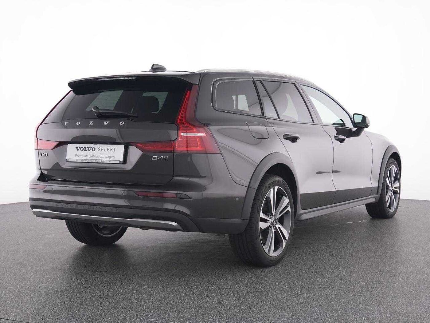 Volvo  CC