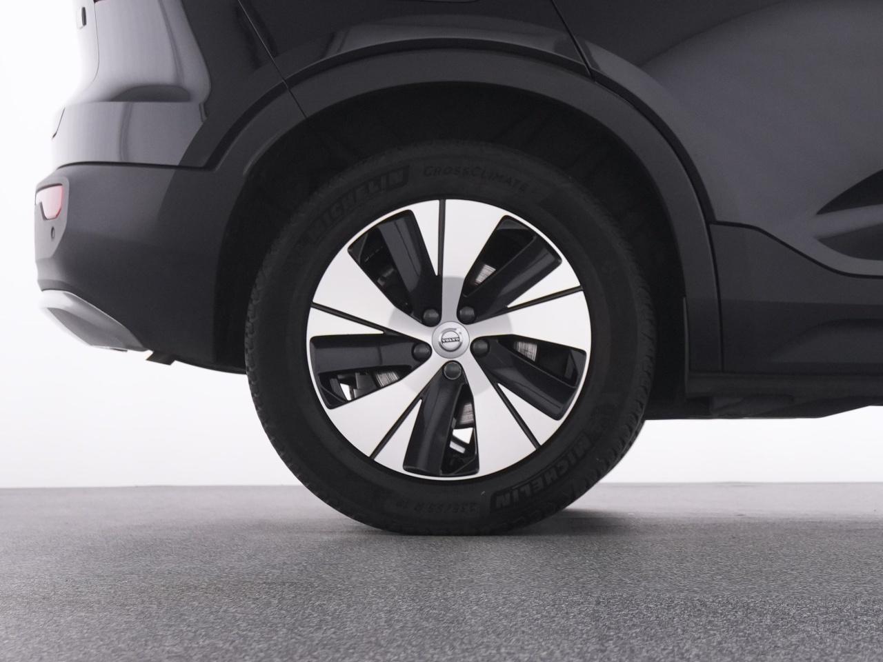 Volvo  XC 40