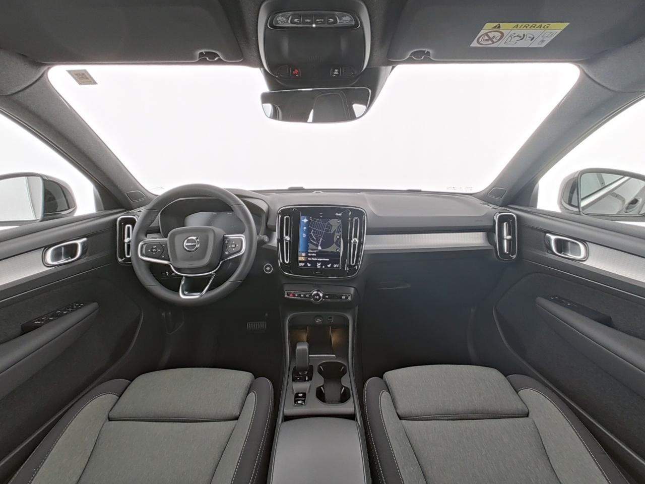 Volvo  XC 40