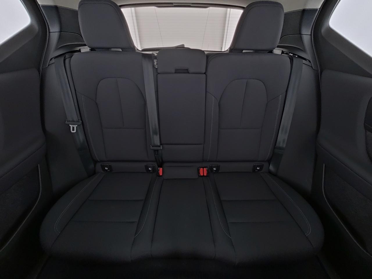 Volvo  XC 40