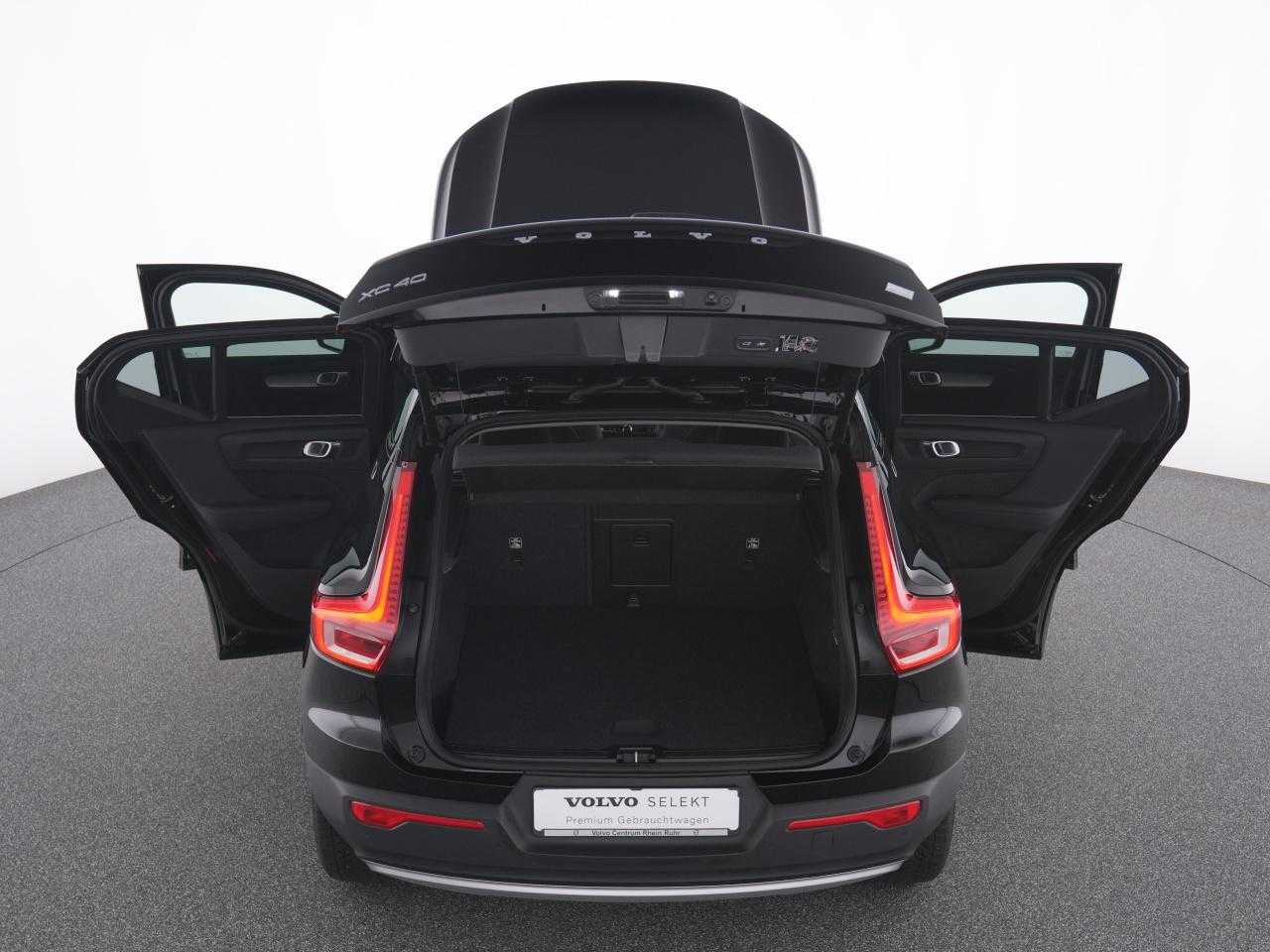 Volvo  XC 40