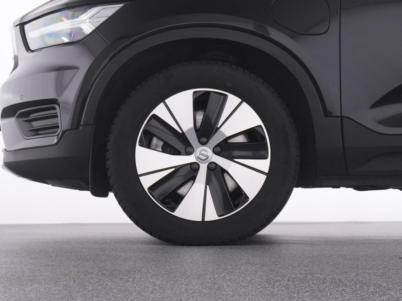 Volvo  XC 40