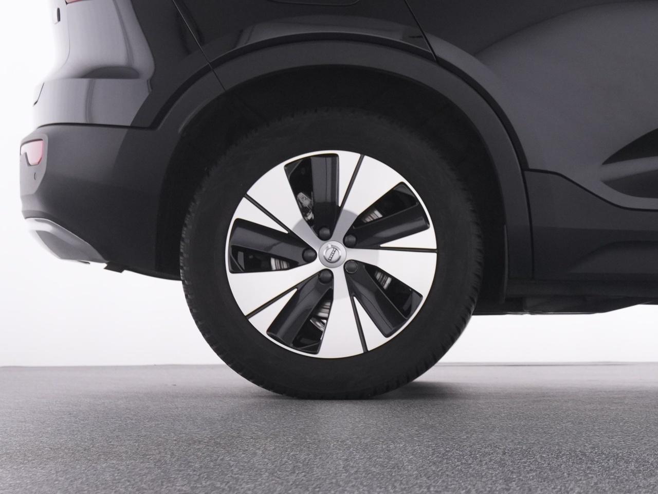 Volvo  XC 40