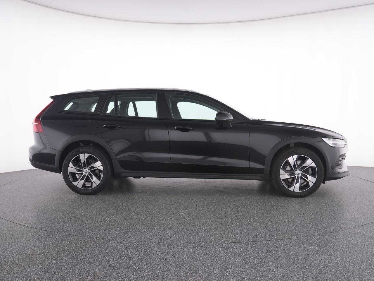 Volvo  CC