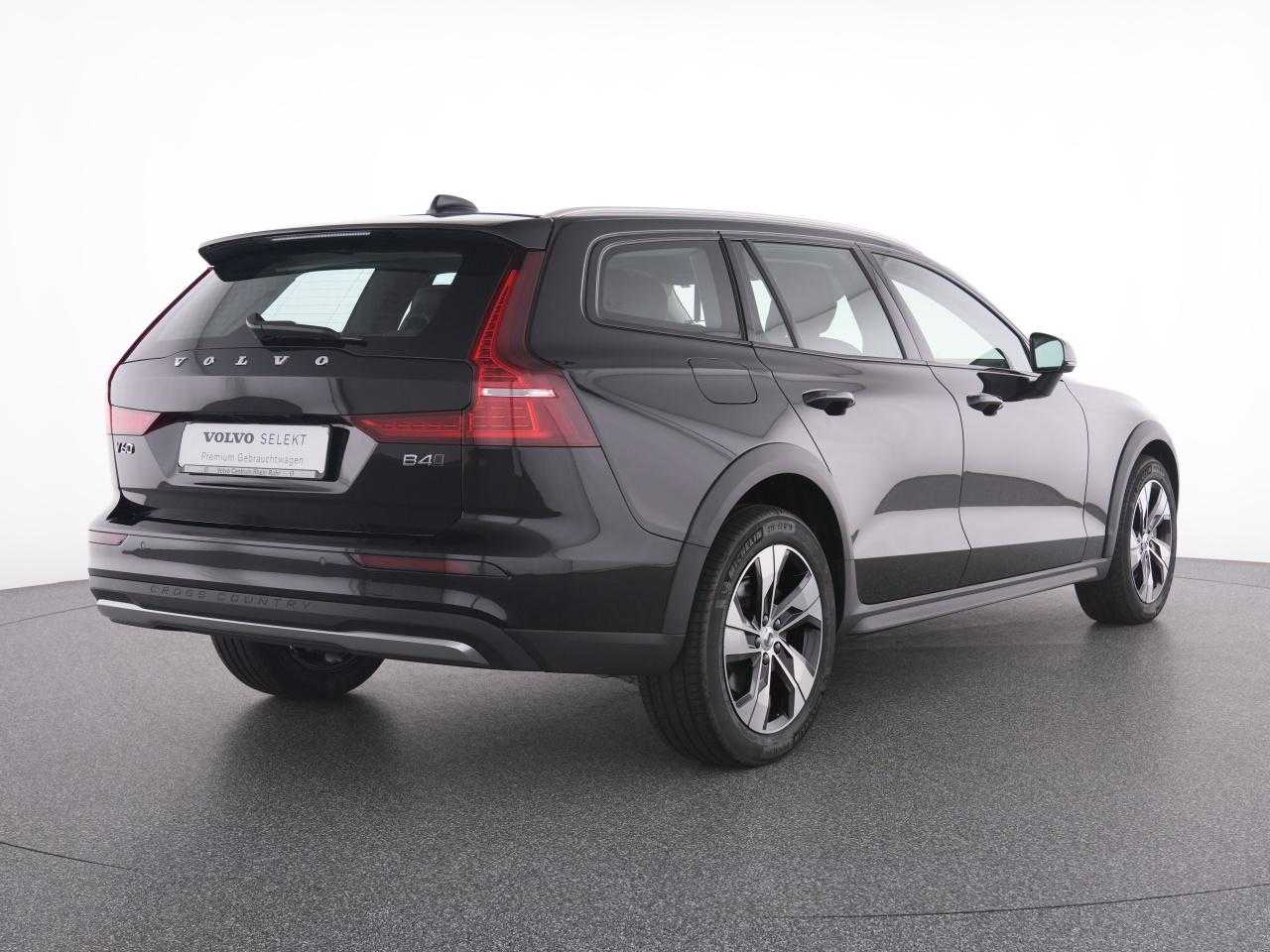 Volvo  CC
