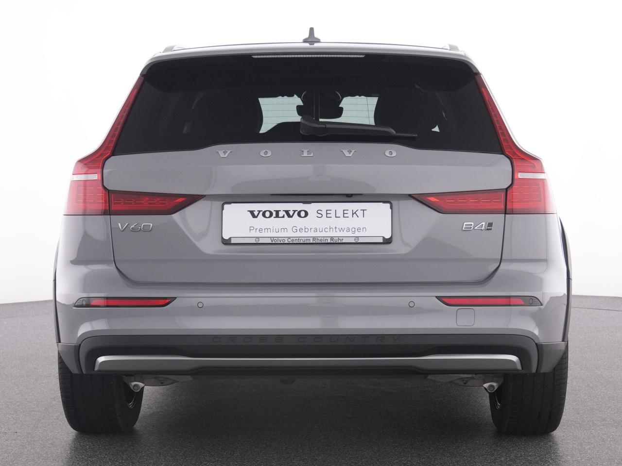 Volvo  V60