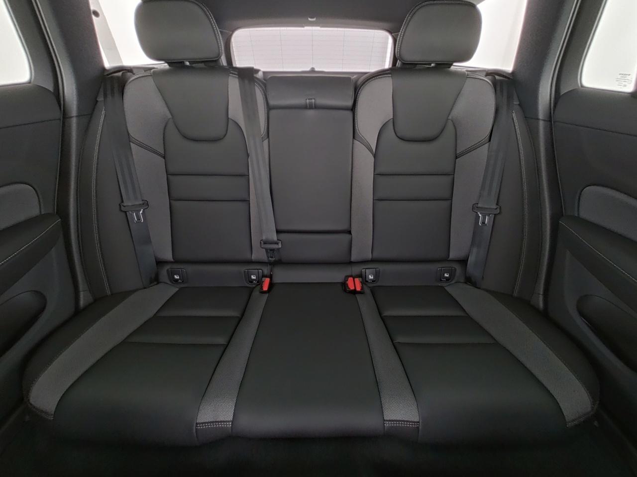 Volvo  V60