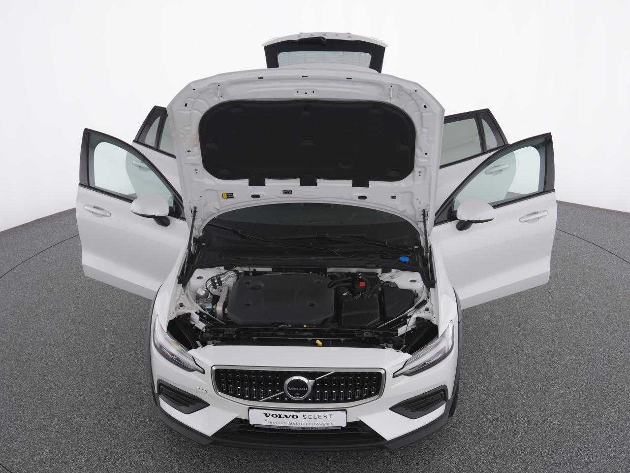Volvo  CC
