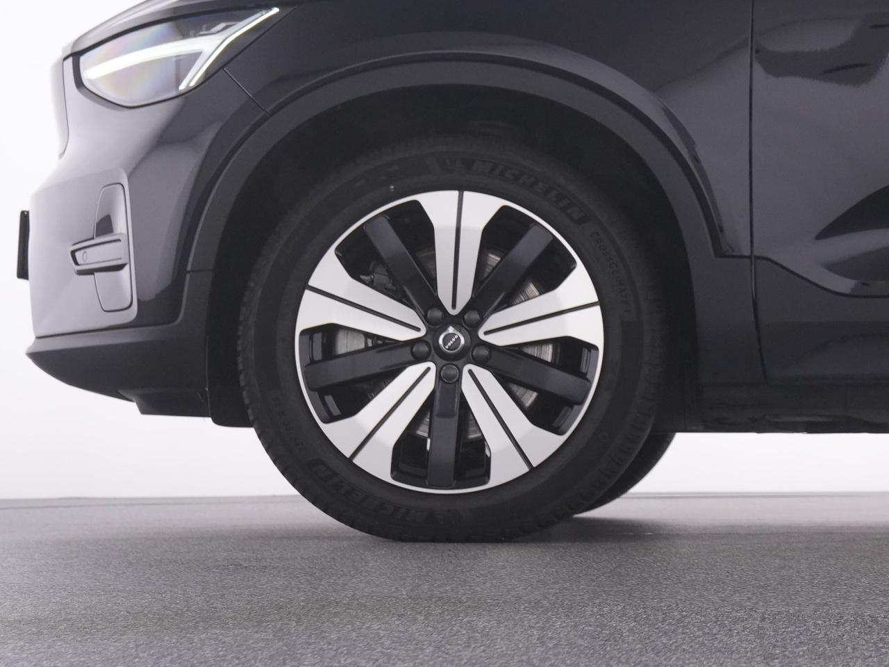 Volvo  XC 40