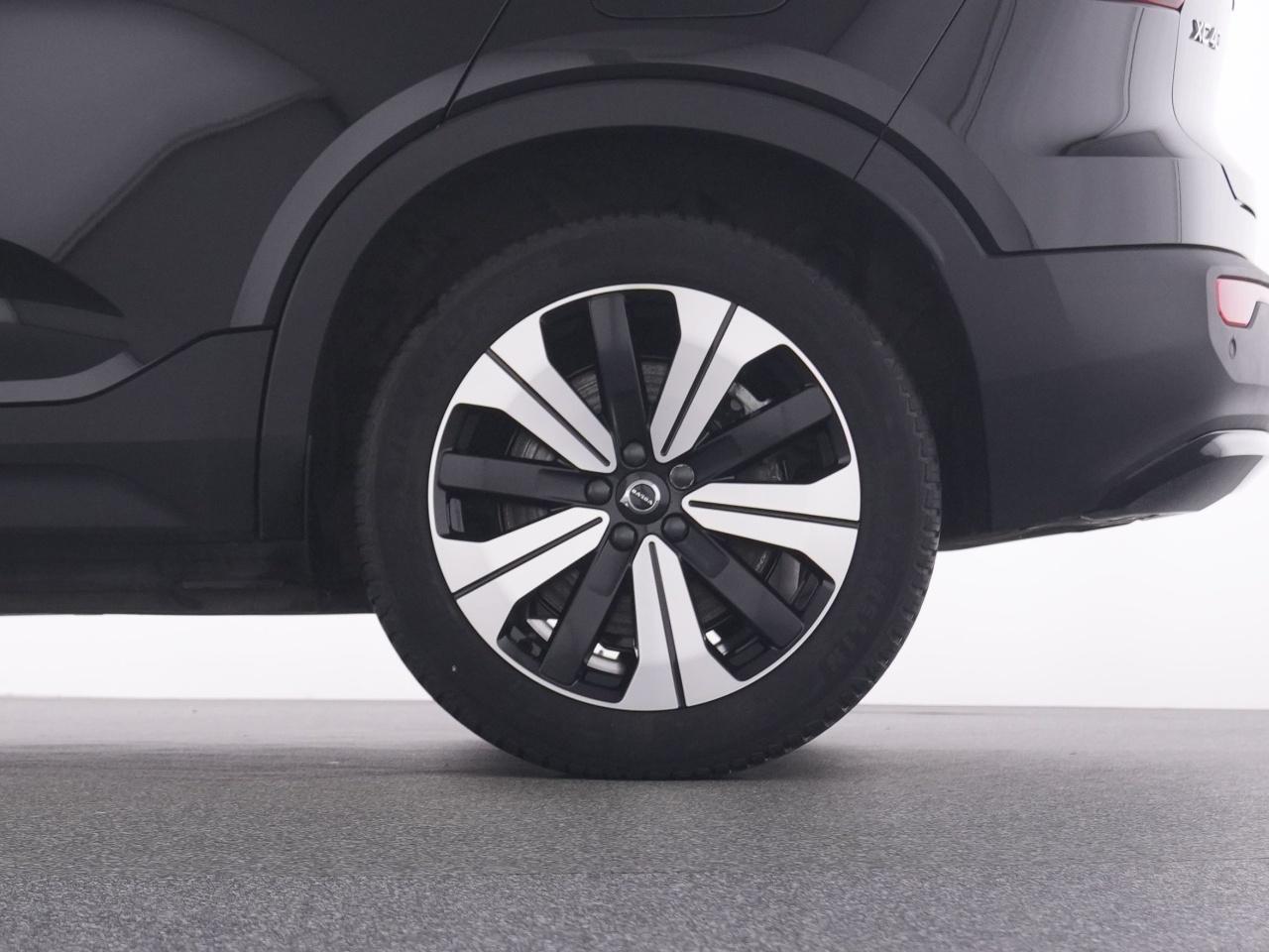 Volvo  XC 40