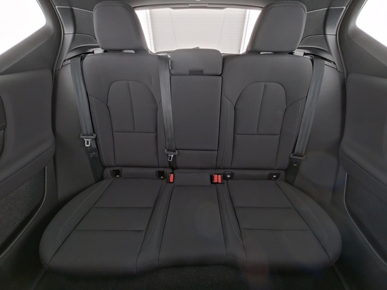 Volvo  XC 40