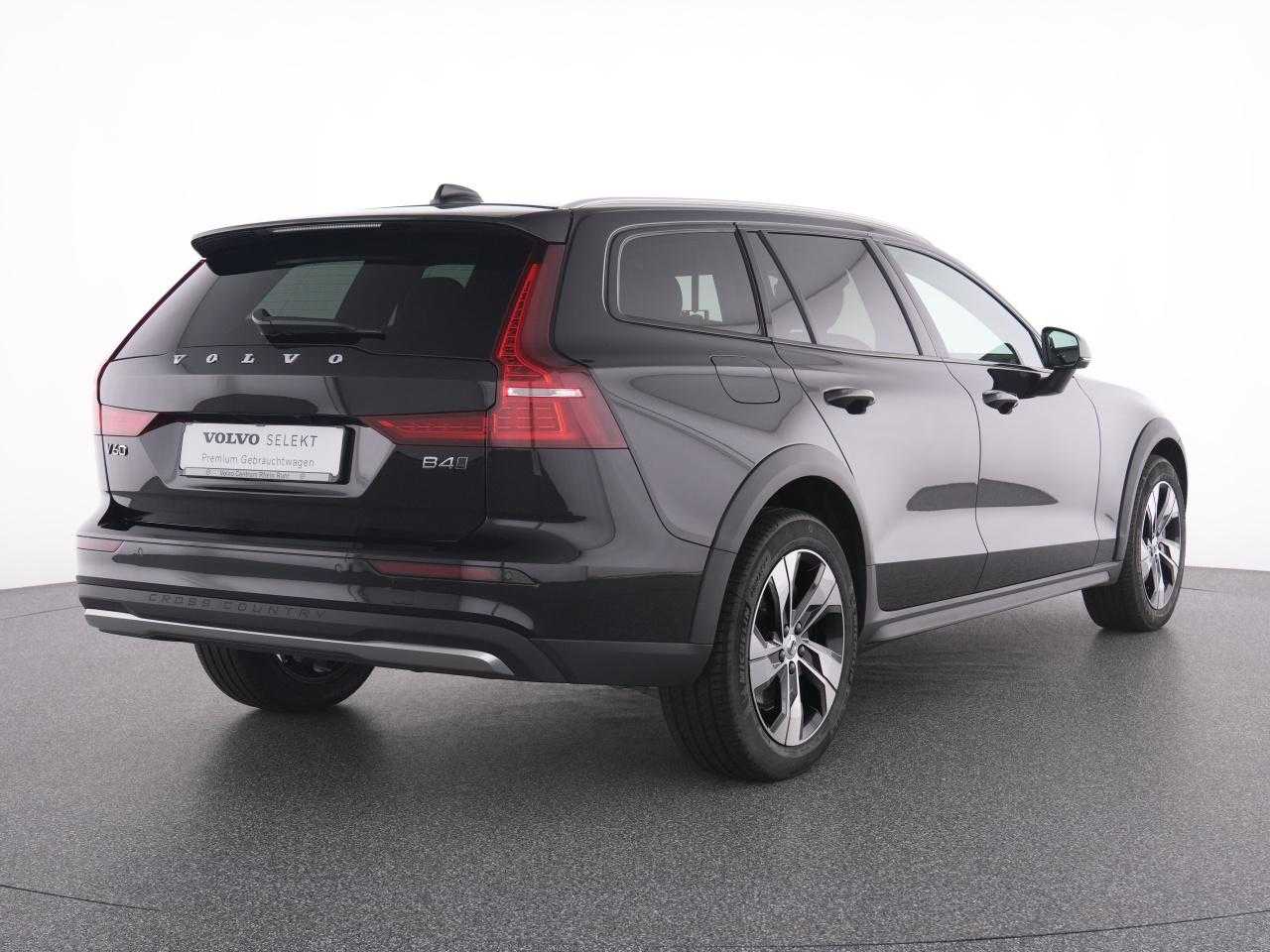 Volvo  CC