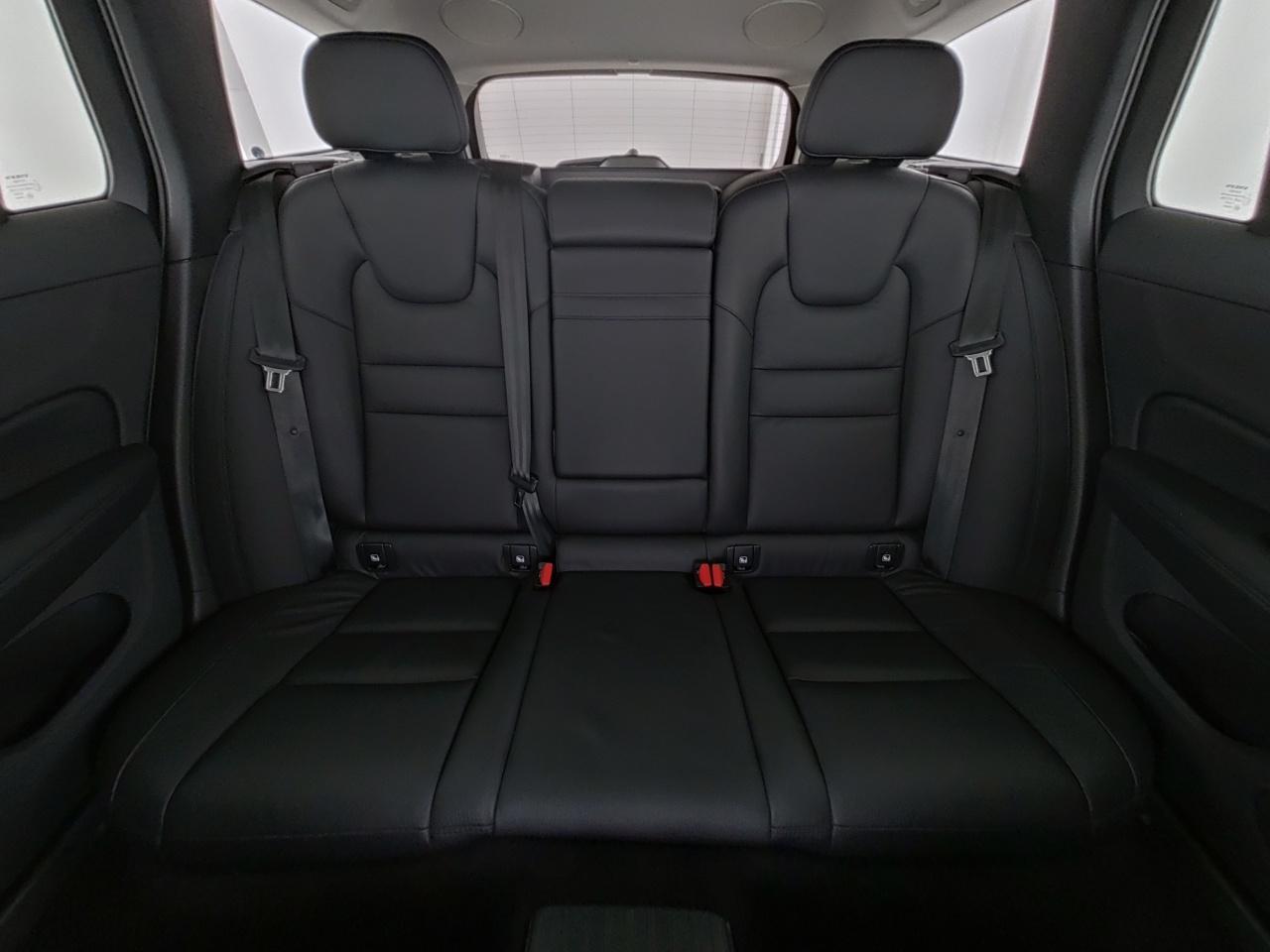 Volvo  V60