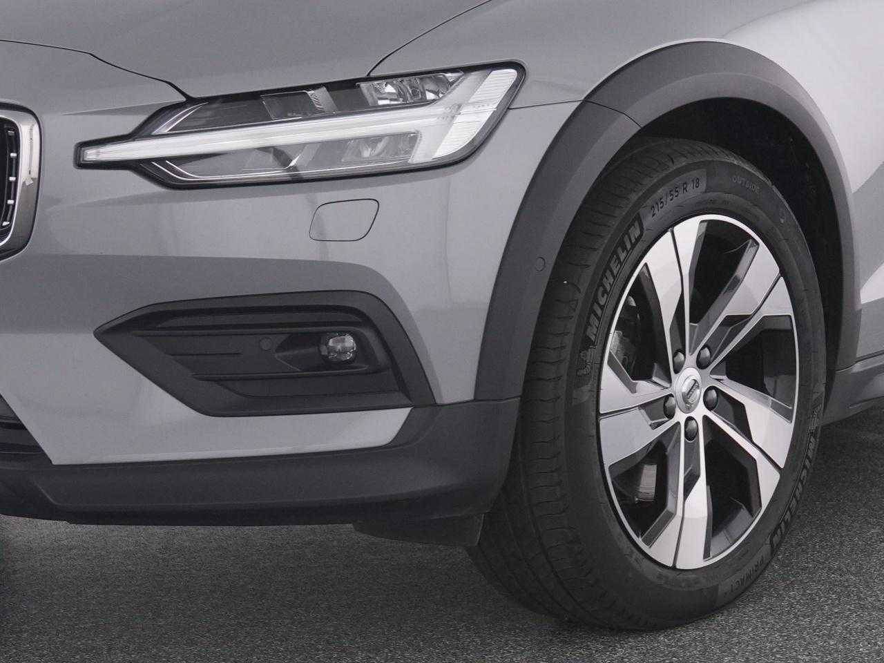 Volvo  V60