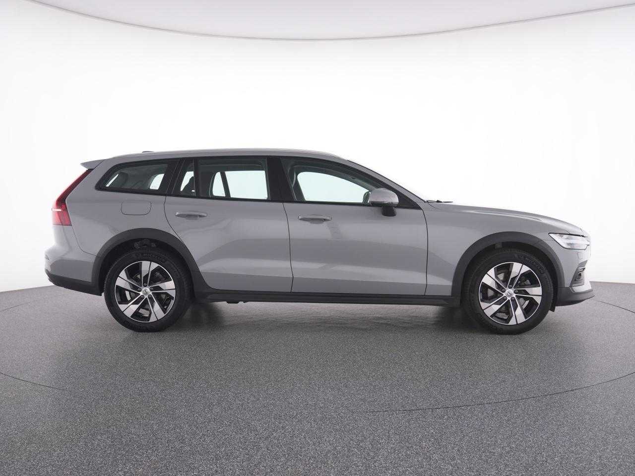 Volvo  V60