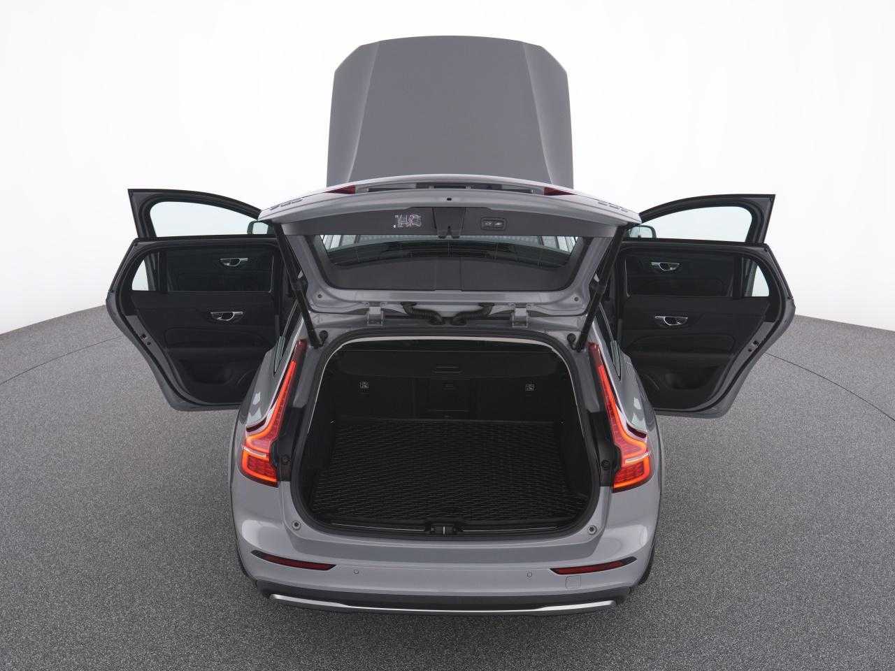 Volvo  V60