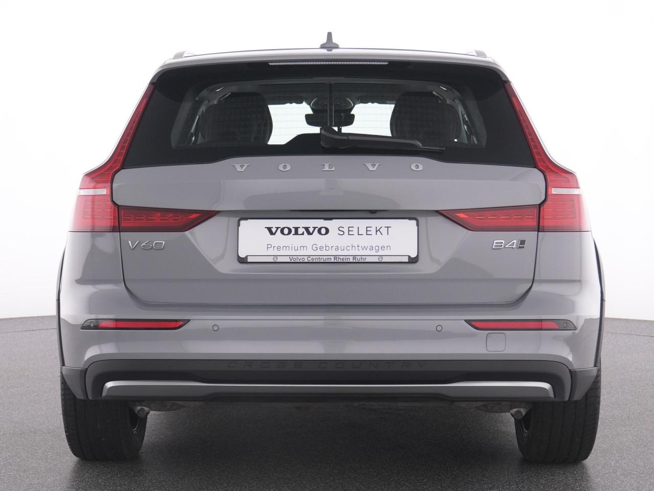 Volvo  V60