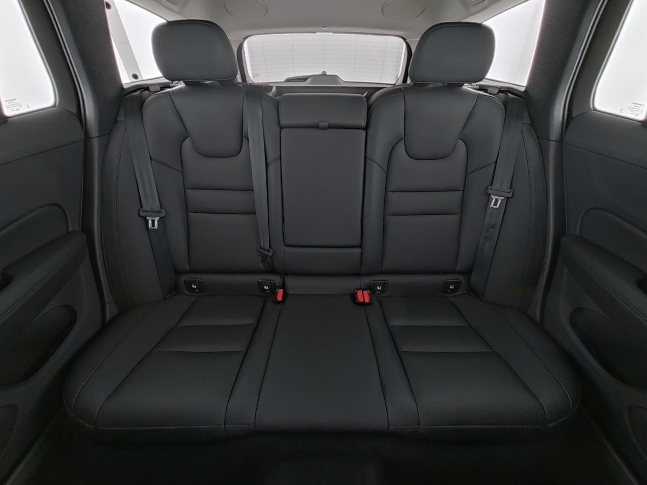 Volvo  V60