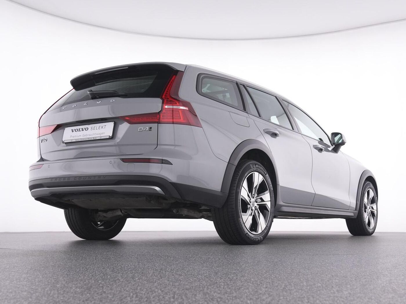Volvo  V60