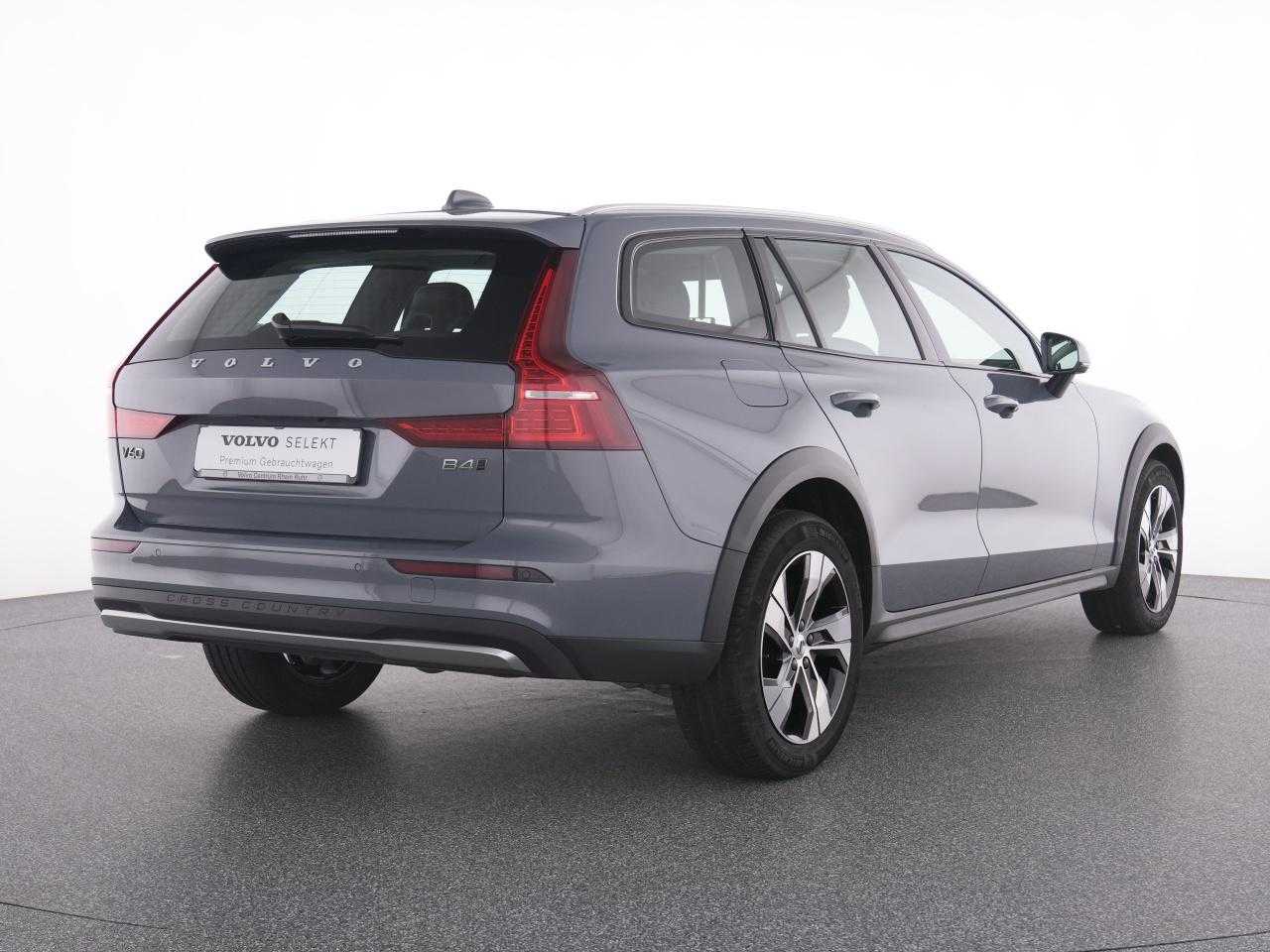 Volvo  V60