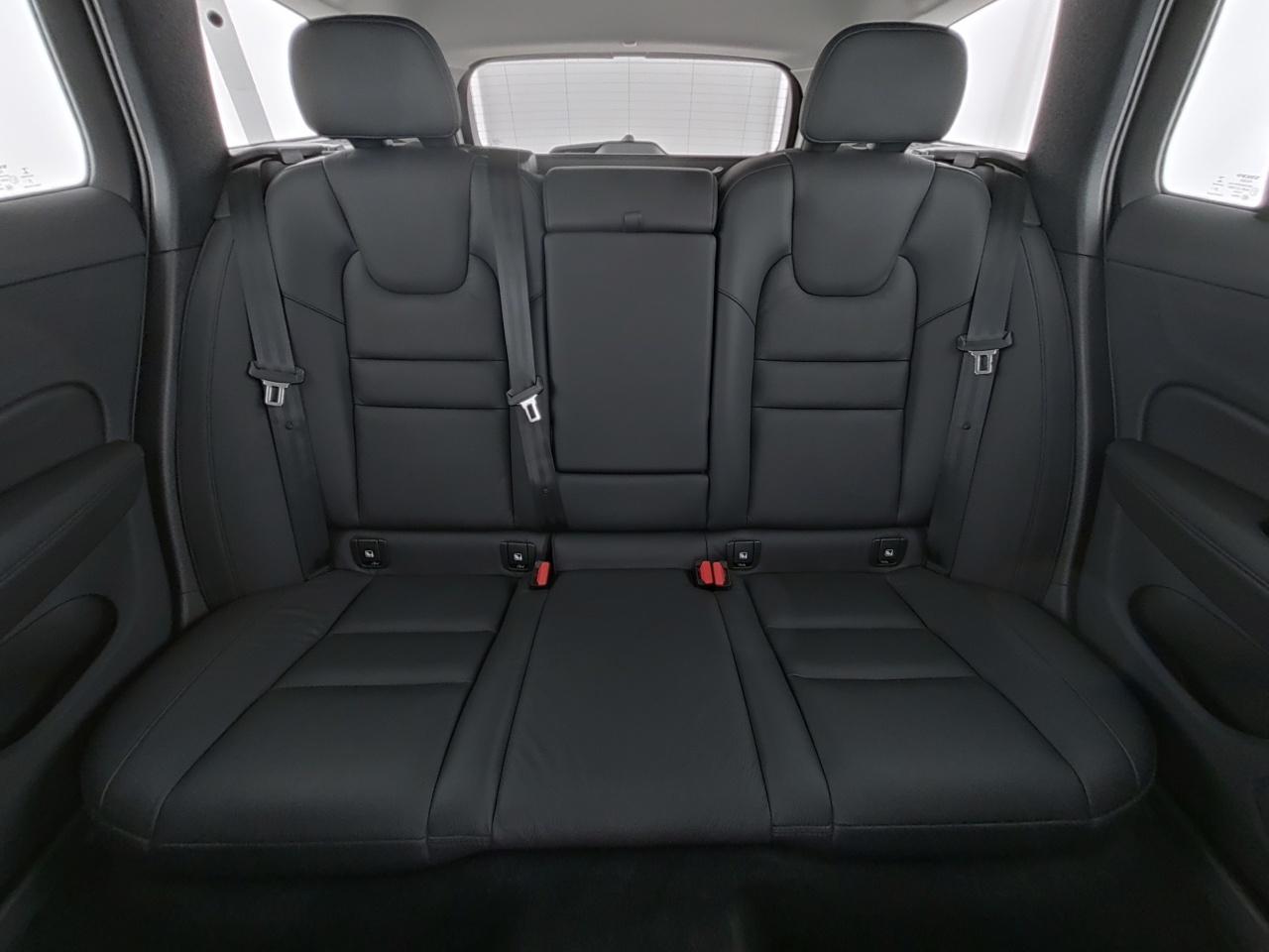 Volvo  V60