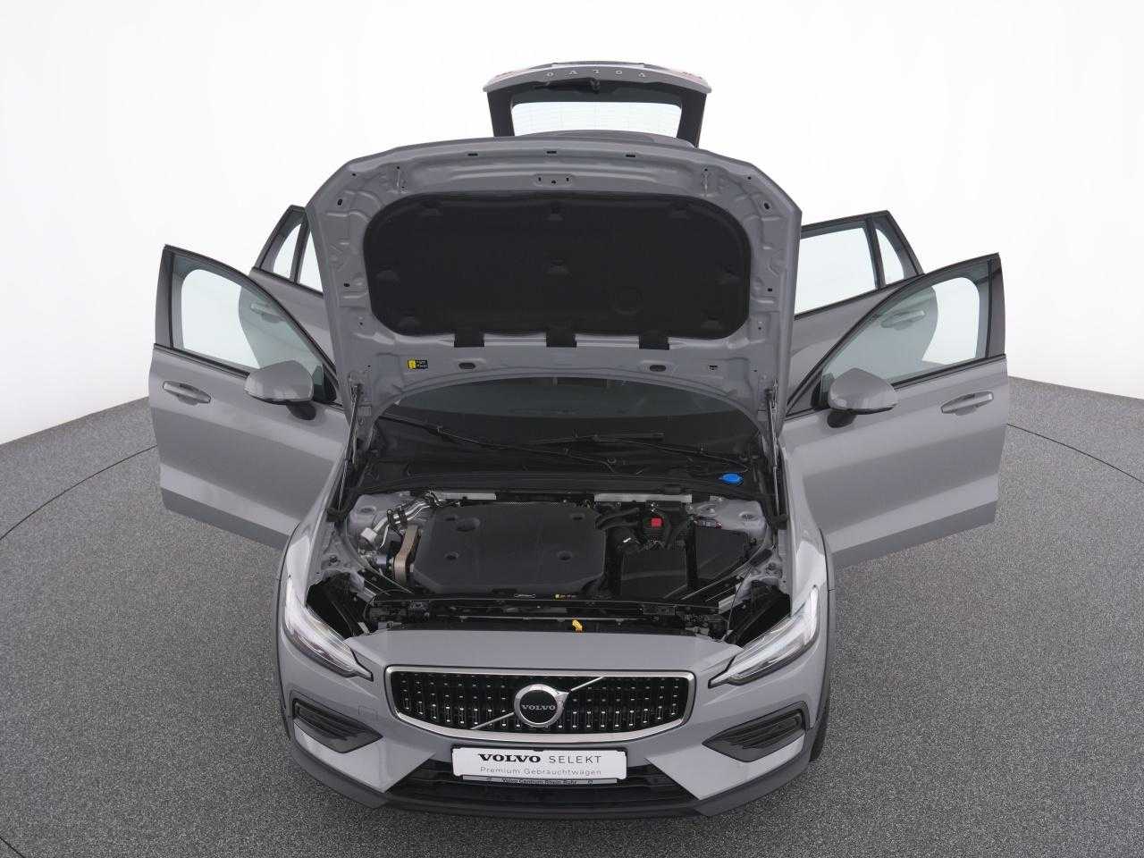 Volvo  CC