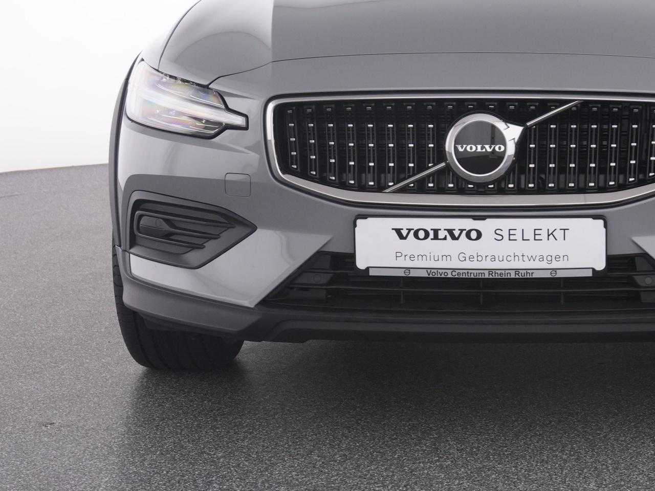 Volvo  CC
