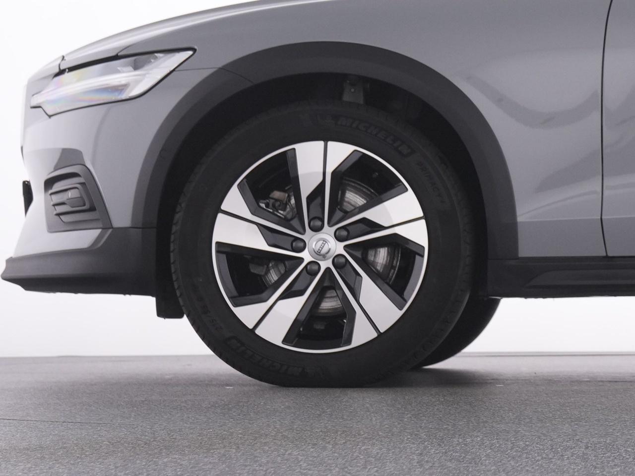 Volvo  CC