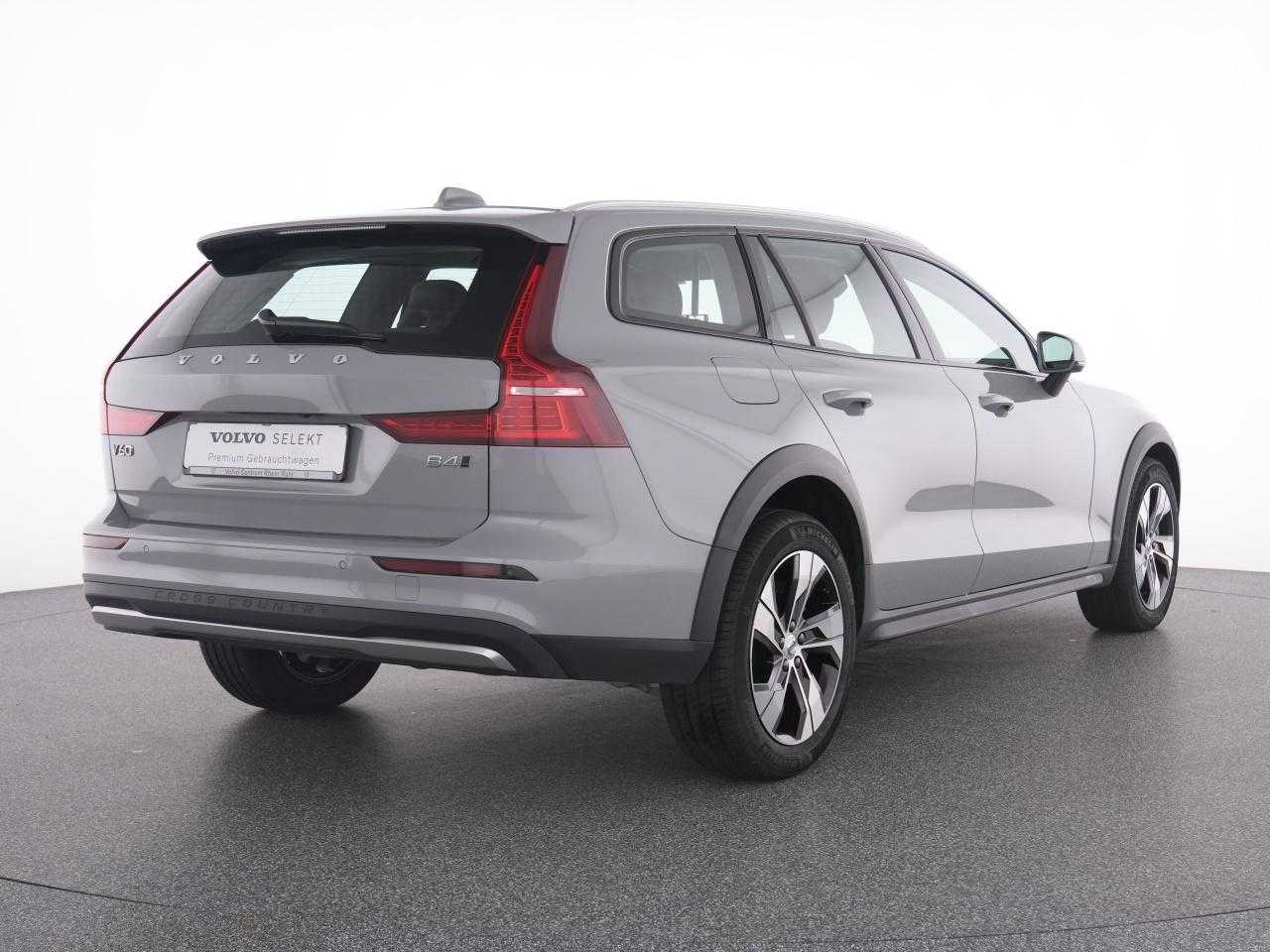 Volvo  CC