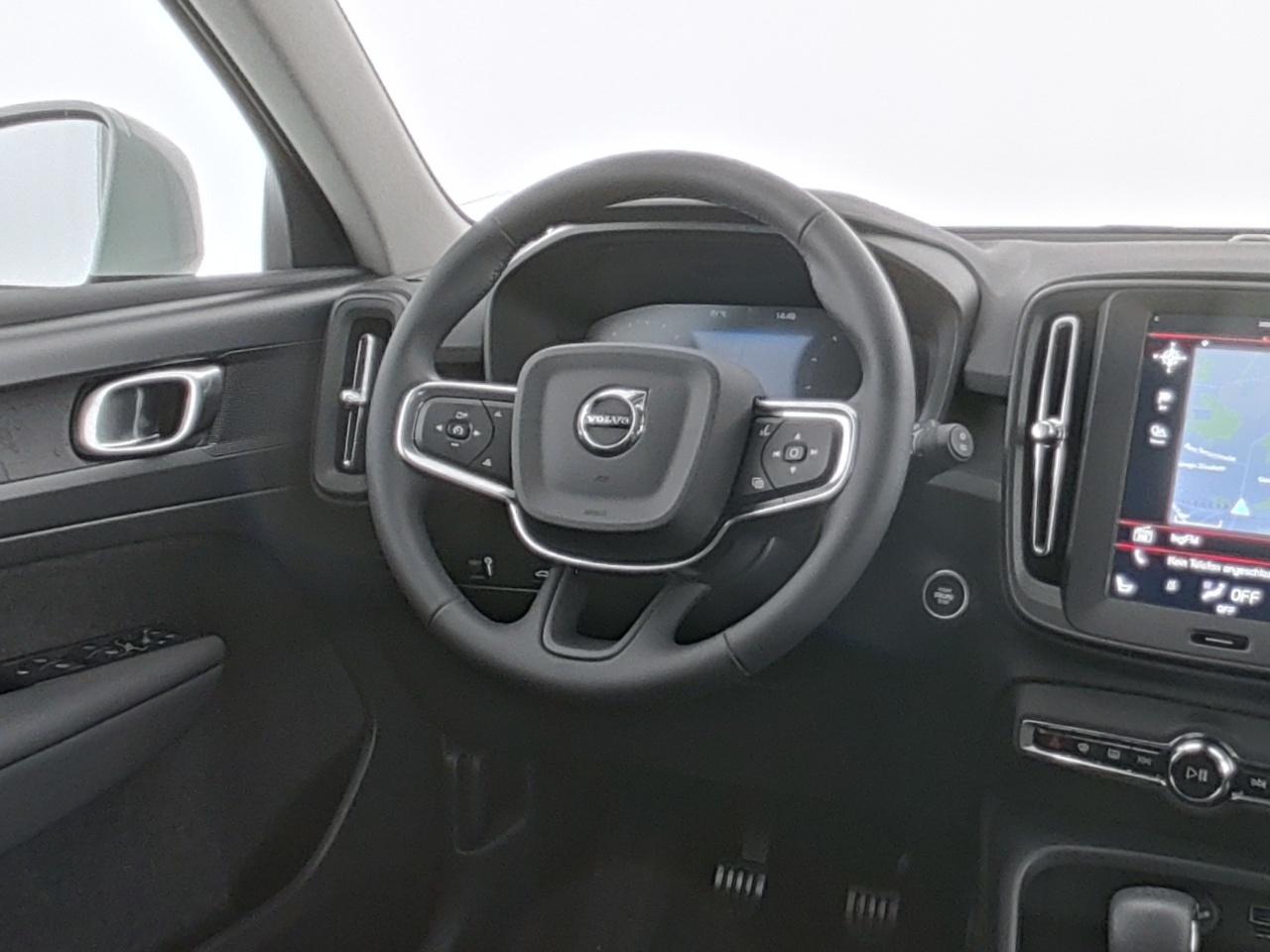 Volvo  XC 40