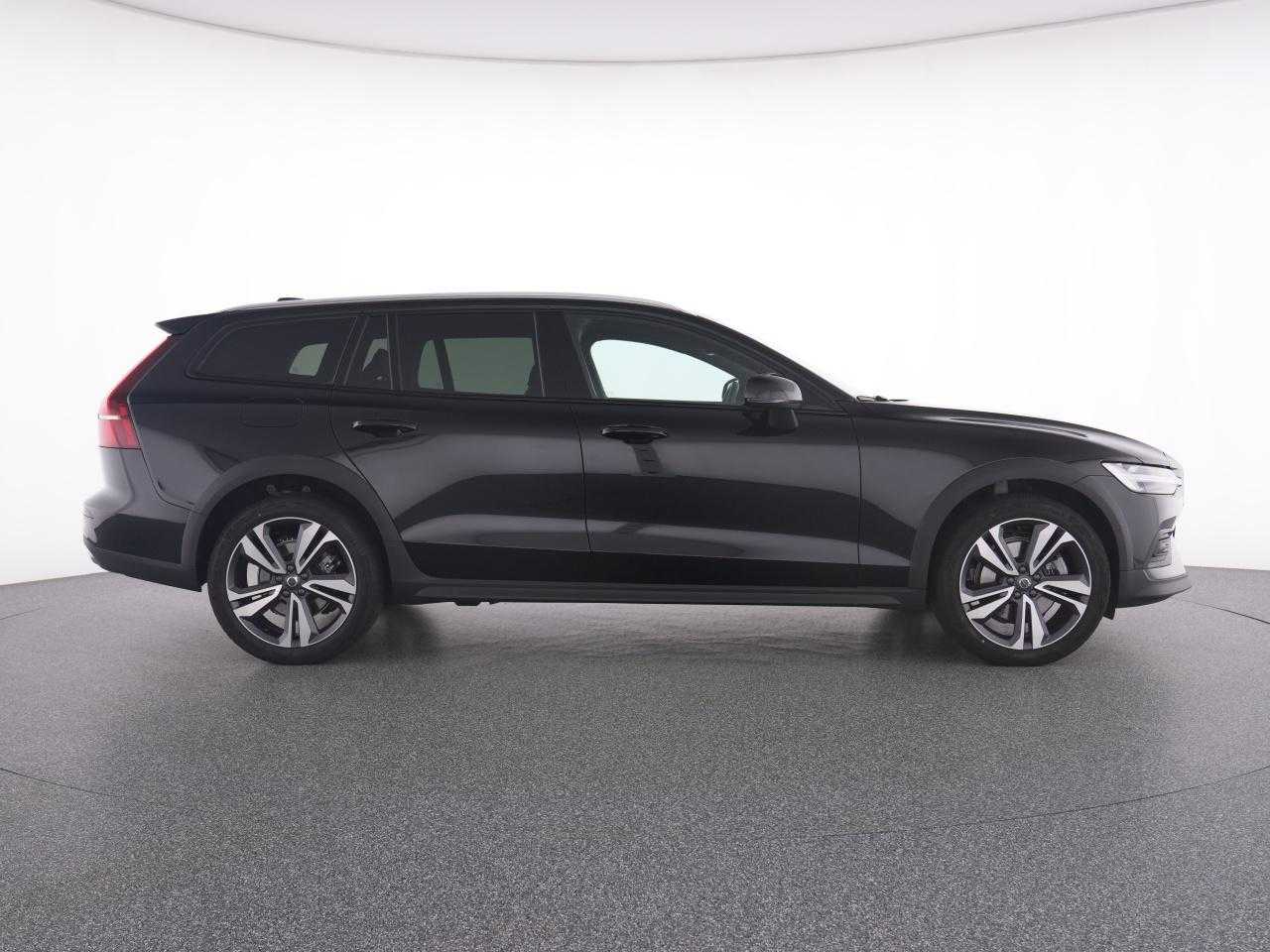 Volvo  CC