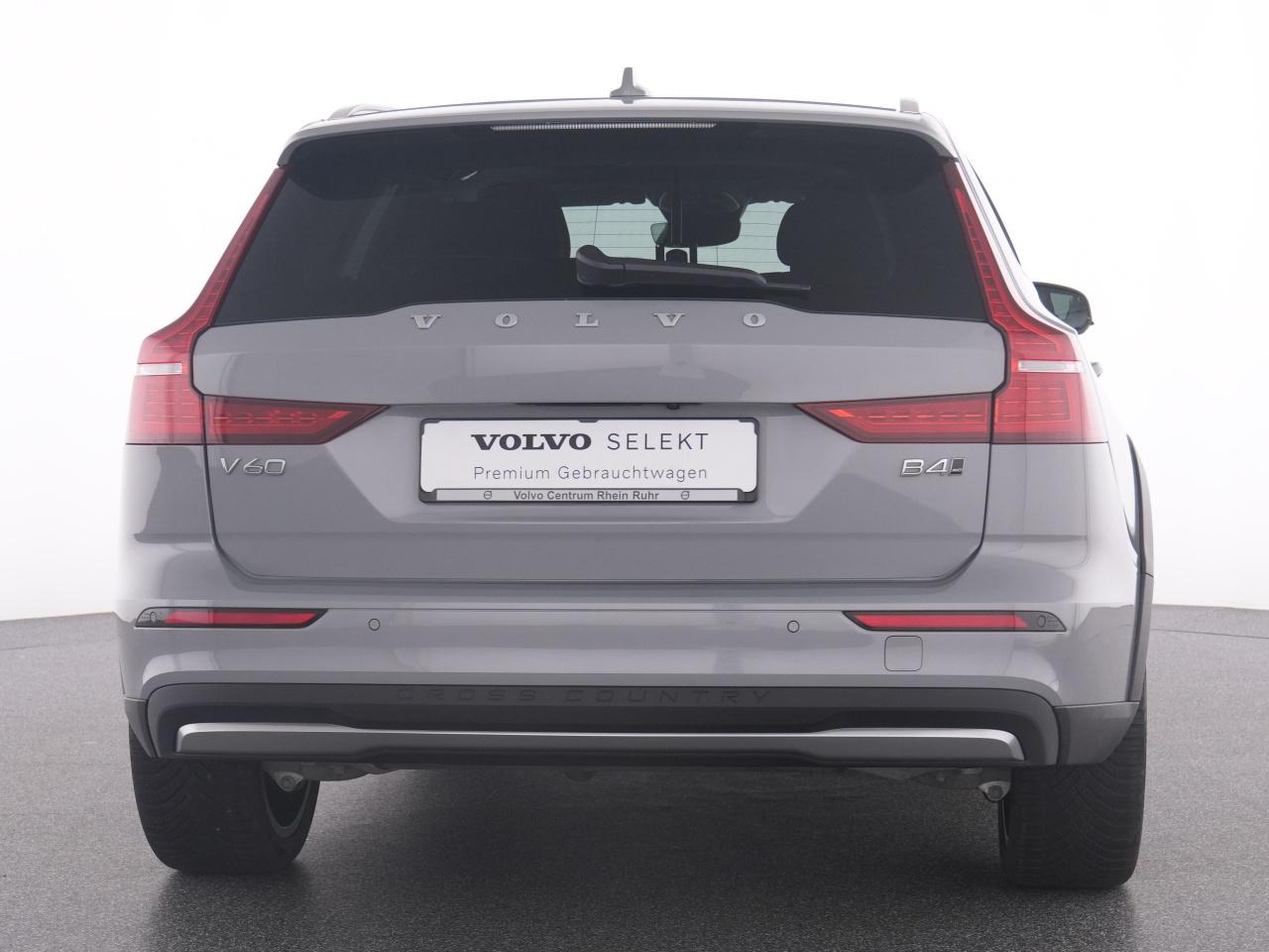 Volvo  CC
