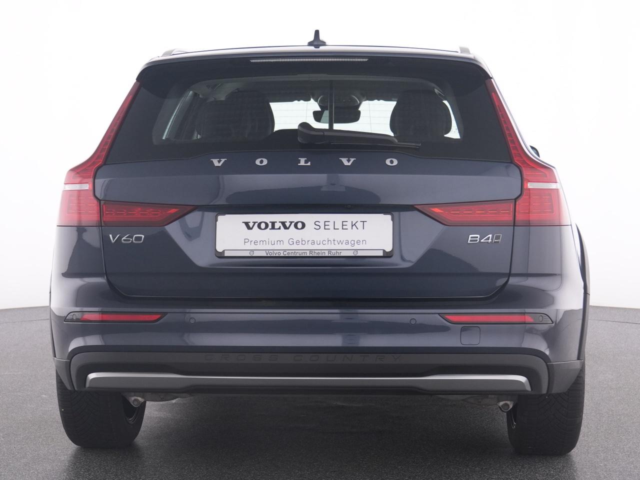 Volvo  CC