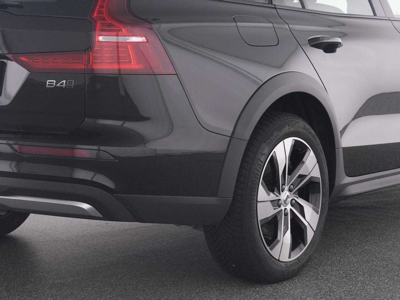 Volvo  CC