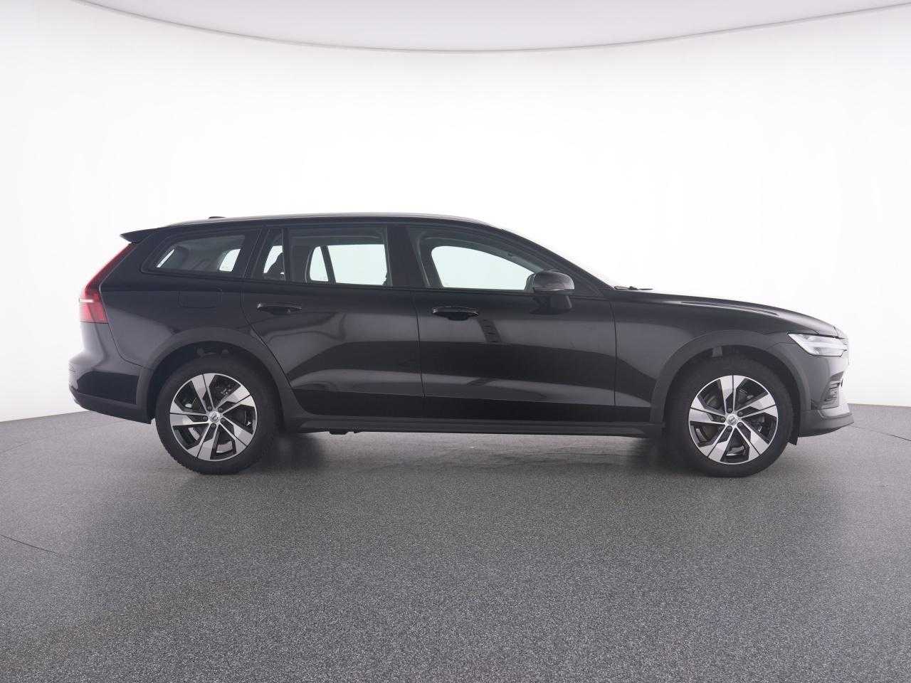 Volvo  CC