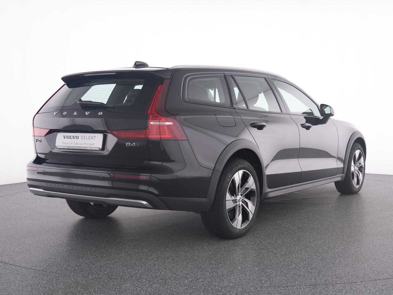 Volvo  CC