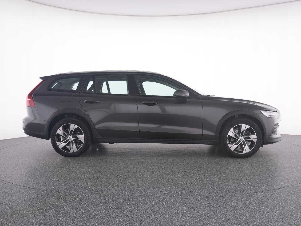 Volvo  CC