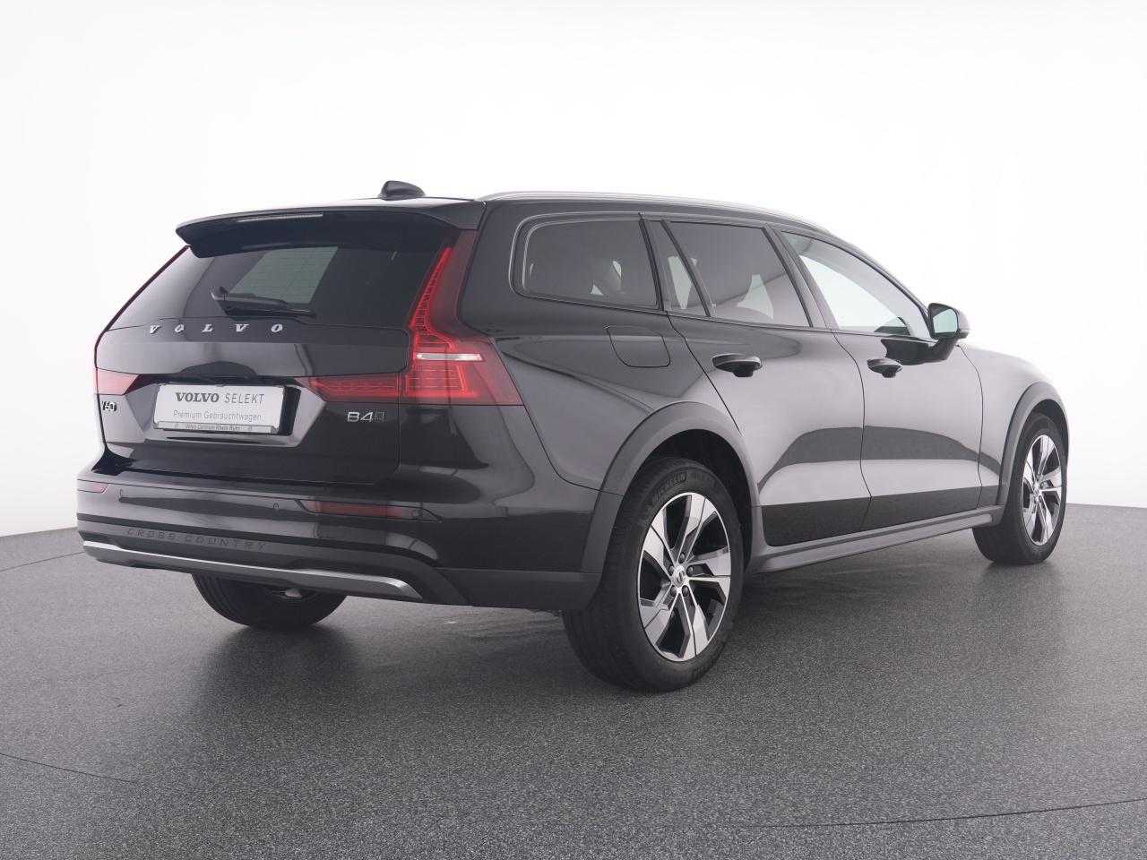 Volvo  CC